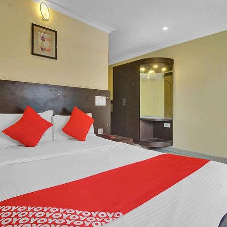 Hotel O Happy Rooms Hyderabad Exterior foto