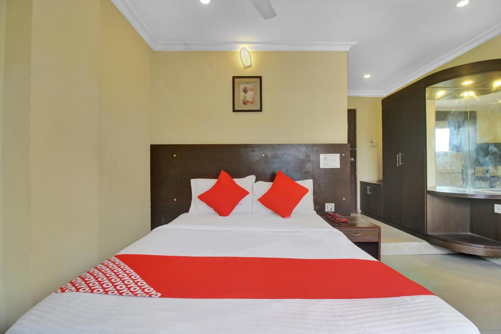 Hotel O Happy Rooms Hyderabad Exterior foto