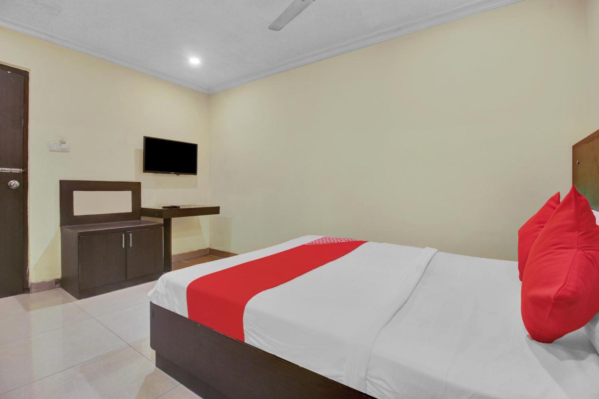 Hotel O Happy Rooms Hyderabad Exterior foto